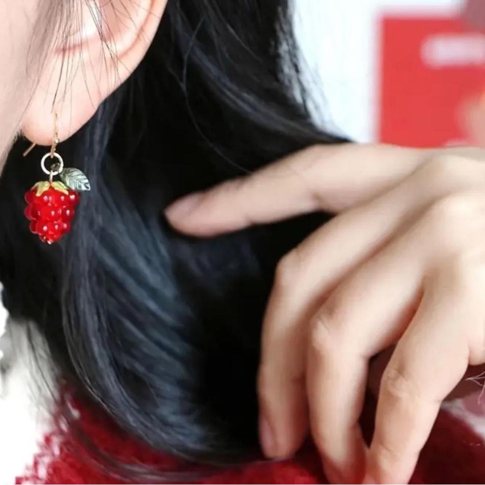 Elegant Red Raspberry Earrings - Picture 2 of 4